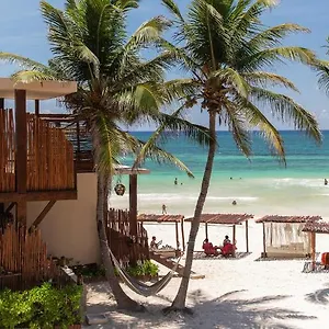 ***** Hotel La Zebra Tulum, A Small Luxury México